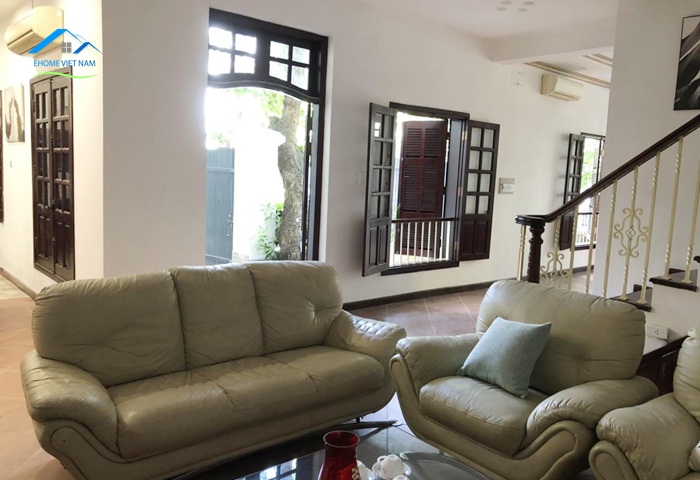 4 bedroom villa at C block, Ciputra for rent